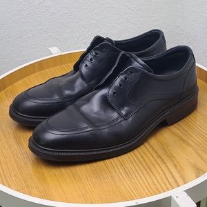 Ecco Mens Black Shoes. Size 44